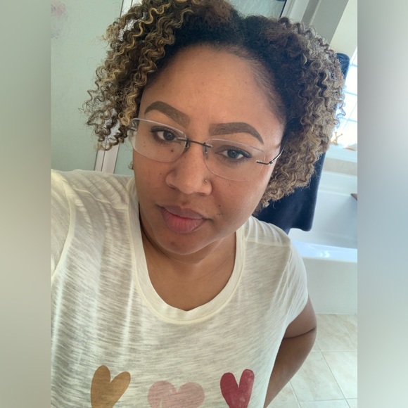 Meet your Posher, Keshia! - Picture 1 of 1